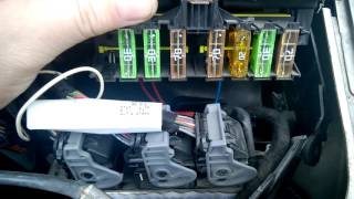 Peugeot 307sw Suursulakkeet  BIG FUSES that are hidden from you [upl. by Buyers]