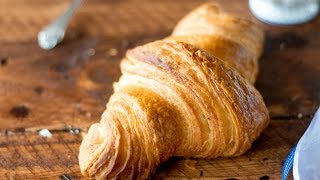 Croissants  mein Rezept [upl. by Ineslta]