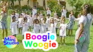 Boogie Woogie  Chansons pour Enfants  Mini Studio  Kids Songs [upl. by Aerdnac268]