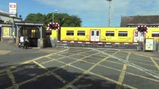 Birkdale Level Crossing [upl. by Alanah622]