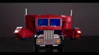 TRANSFORMERS AutoConverting Optimus Prime Built by Robosen [upl. by Shaer]